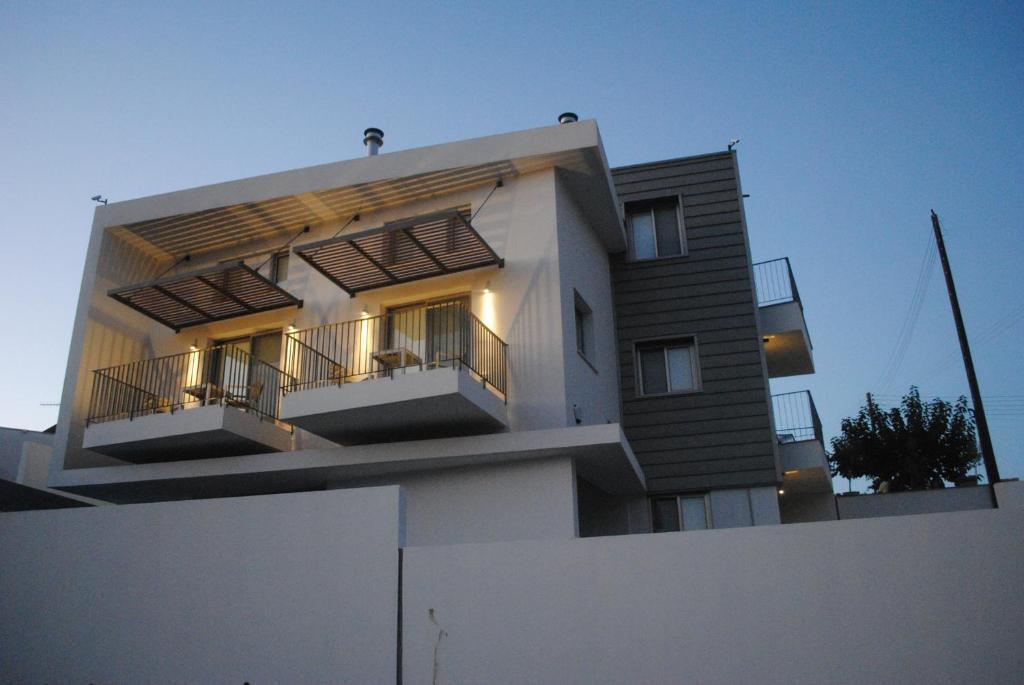 Agnanti Apartments Argaka Luaran gambar
